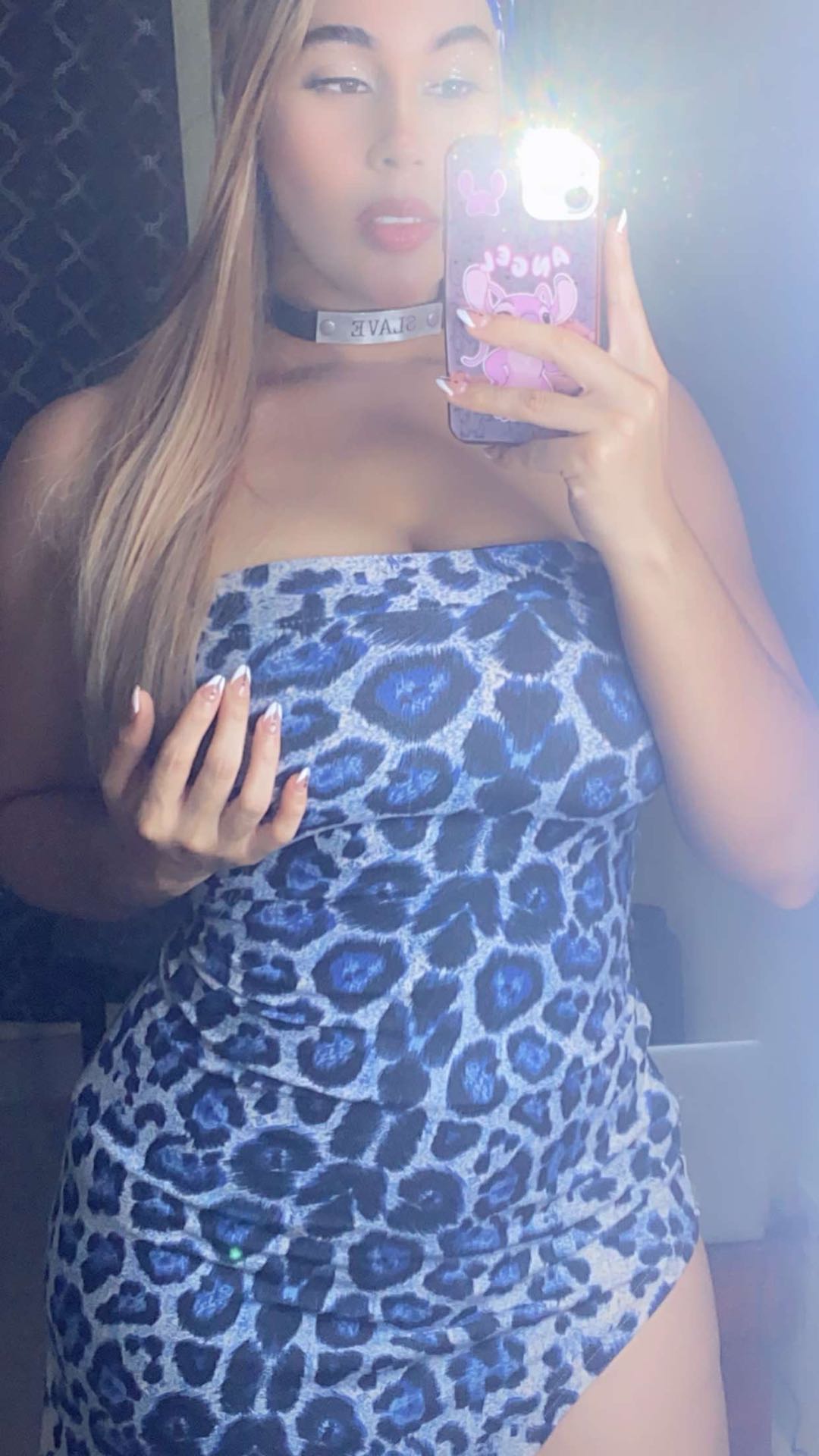 Yazz from Dominican Republic, live on cam